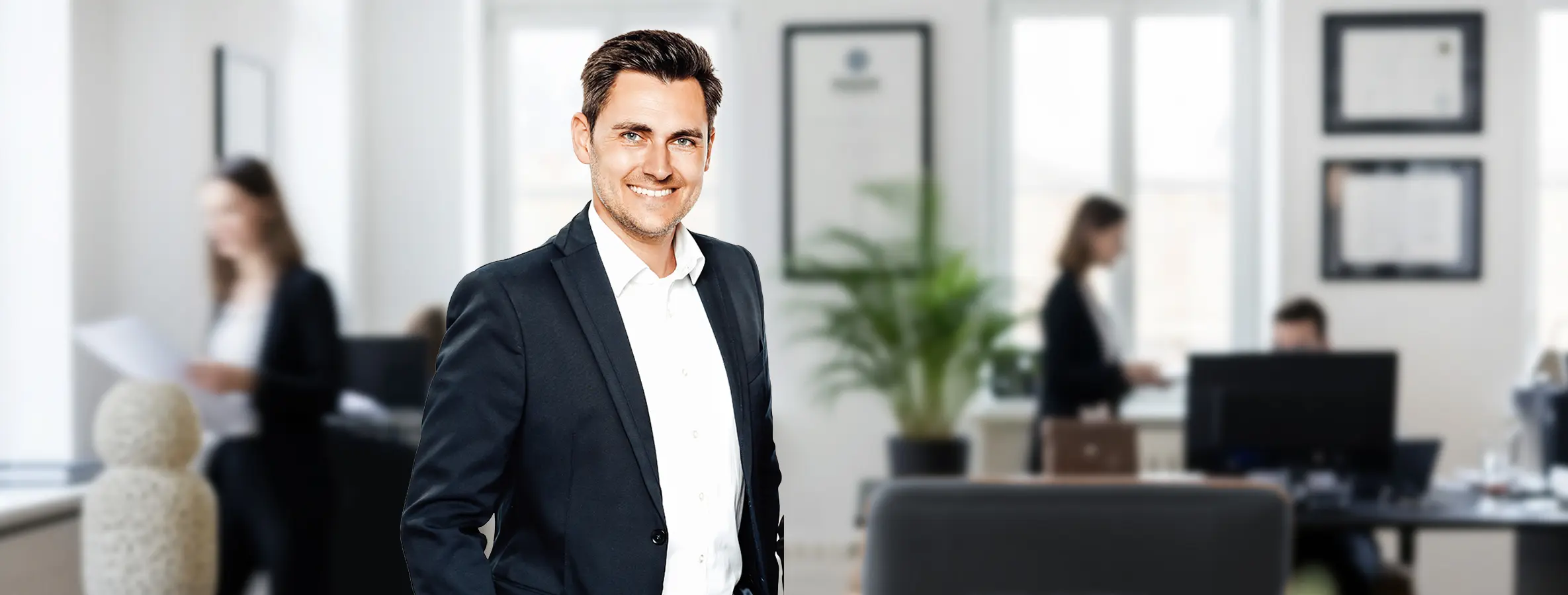 Leif Holst, Geschäftsführer der Be1Eye GmbH in Hamburg, im modernen Büroumfeld.